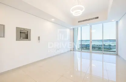 Apartment - 1 Bedroom - 1 Bathroom for rent in Waves Tower - Business Bay - Dubai