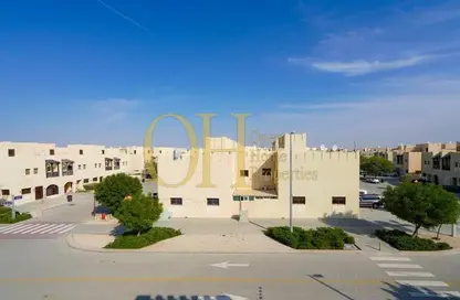 Townhouse - 2 Bedrooms - 3 Bathrooms for sale in Zone 7 - Hydra Village - Abu Dhabi