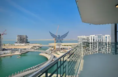 Apartment - 2 Bedrooms - 4 Bathrooms for rent in Canal View Building - Al Raha Beach - Abu Dhabi