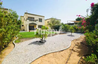 Villa - 3 Bedrooms - 4 Bathrooms for rent in Legacy - Jumeirah Park - Dubai