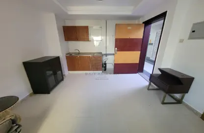 Apartment - 1 Bathroom for rent in Al Ghuair - Al Gharb - Sharjah