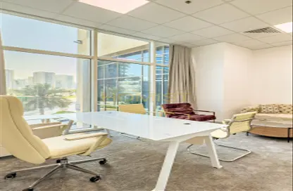 Business Centre - Studio - 2 Bathrooms for rent in Bay Square - Business Bay - Dubai