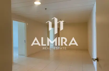 Apartment - 4 Bedrooms - 5 Bathrooms for rent in Baynuna Tower 2 - Corniche Road - Abu Dhabi