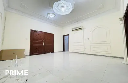 Apartment - Studio - 1 Bathroom for rent in Al Falah Street - City Downtown - Abu Dhabi