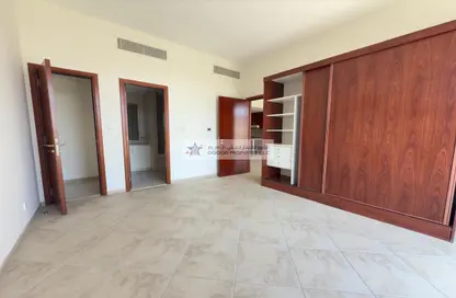 Apartment - 1 Bedroom - 2 Bathrooms for rent in Norton Court - Motor City - Dubai