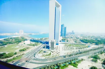 Apartment - 2 Bedrooms - 3 Bathrooms for rent in Etihad Tower 4 - Etihad Towers - Corniche Road - Abu Dhabi