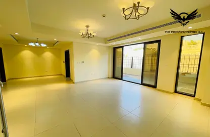 Villa - 5 Bedrooms - 6 Bathrooms for rent in Mirdif - Dubai