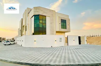 Villa - 6 Bedrooms for sale in Al Zaheya Gardens - Al Zahya - Ajman