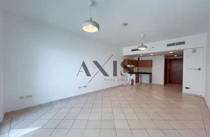 Apartment - 1 Bathroom for rent in Lago Vista B - Lago Vista - Dubai Production City (IMPZ) - Dubai