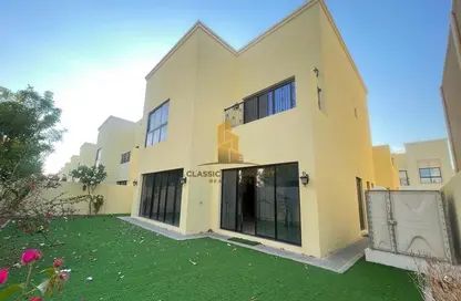 Villa - 4 Bedrooms - 6 Bathrooms for rent in Nad Al Sheba Villas - Nad Al Sheba 3 - Nad Al Sheba - Dubai