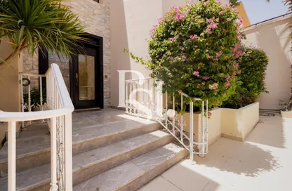 Villa - 5 Bedrooms - 6 Bathrooms for sale in Narjis - Al Raha Golf Gardens - Abu Dhabi