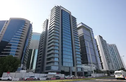 Office Space - Studio - 2 Bathrooms for rent in Blumont Capital Hotel - Danet Abu Dhabi - Abu Dhabi