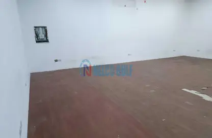 Warehouse - Studio - 2 Bathrooms for rent in M-44 - Mussafah Industrial Area - Mussafah - Abu Dhabi