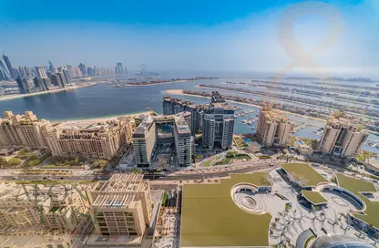 Apartment - 1 Bedroom - 2 Bathrooms for rent in The Palm Tower - Palm Jumeirah - Dubai