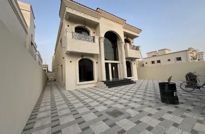 Villa - 5 Bedrooms for sale in Al Helio - Ajman