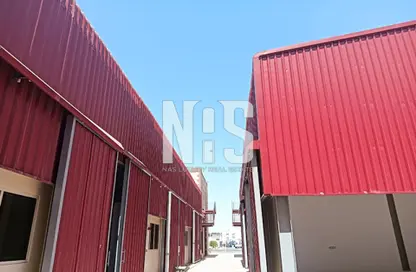 Warehouse - Studio for rent in M-9 - Mussafah Industrial Area - Mussafah - Abu Dhabi