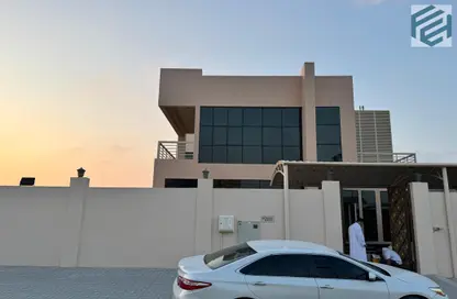 Villa - 5 Bedrooms - 6 Bathrooms for rent in Al Yash - Wasit - Sharjah