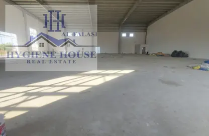 Warehouse - Studio - 4 Bathrooms for rent in Industrial Area 5 - Sharjah Industrial Area - Sharjah