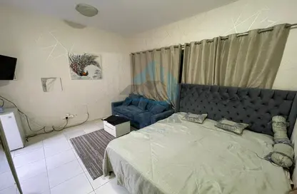 Apartment - 1 Bathroom for sale in Mandarin Towers - Garden City - Ajman