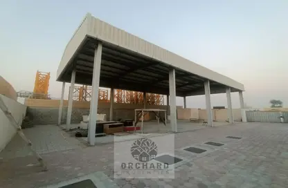 Warehouse - Studio - 1 Bathroom for rent in Al Sajaa - Sharjah