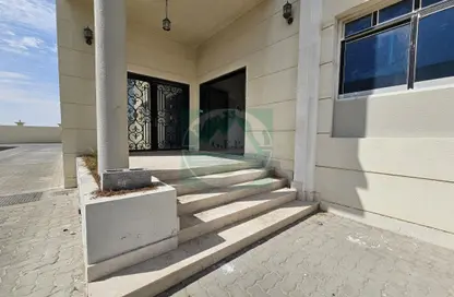 Apartment - 1 Bathroom for rent in Mohamed Bin Zayed Centre - Mohamed Bin Zayed City - Abu Dhabi