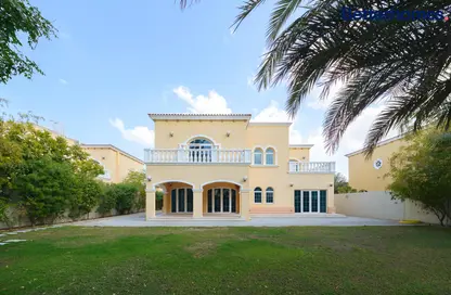 Villa - 5 Bedrooms - 6 Bathrooms for rent in Legacy - Jumeirah Park - Dubai