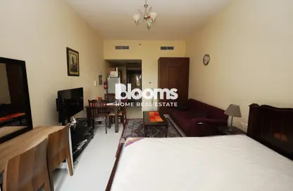 Apartment - 1 Bathroom for rent in Elite Residence - Dubai Marina - Dubai