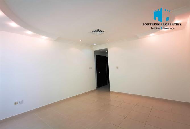 Rent in Al Ghaith Tower: 2BR | Parking | Bright | 2 Full Washroom ...