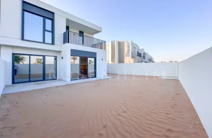 Villa - 4 Bedrooms - 4 Bathrooms for rent in Greenviews 2 - EMAAR South - Dubai South (Dubai World Central) - Dubai