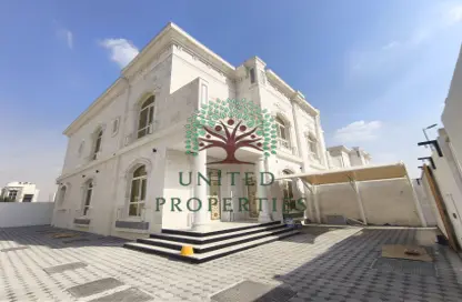 Villa - 5 Bedrooms - 7 Bathrooms for rent in Hoshi 1 - Hoshi - Al Badie - Sharjah