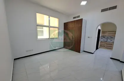 Apartment - 1 Bedroom - 1 Bathroom for rent in Shakhbout City - Abu Dhabi