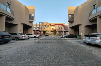 Compound - 4 Bedrooms - 7 Bathrooms for rent in Khalifa City A Villas - Khalifa City A - Khalifa City - Abu Dhabi