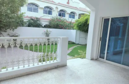 Villa - 4 Bedrooms - 5 Bathrooms for rent in Al Safa 2 - Al Safa - Dubai