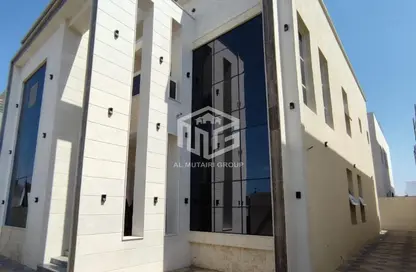 Villa - 4 Bedrooms - 5 Bathrooms for sale in Al Yasmeen 1 - Al Yasmeen - Ajman