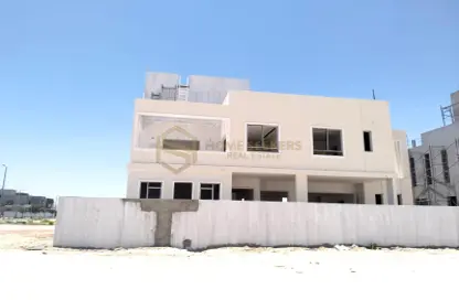 Villa - 6 Bedrooms - 7 Bathrooms for sale in Fay Al Reeman II - Al Shamkha - Abu Dhabi