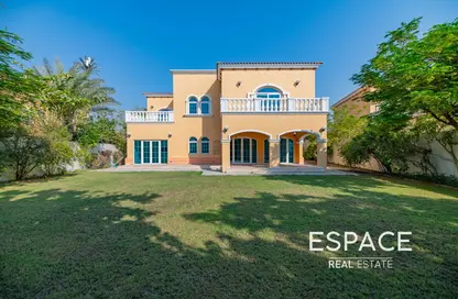 Villa - 5 Bedrooms - 5 Bathrooms for rent in Legacy - Jumeirah Park - Dubai