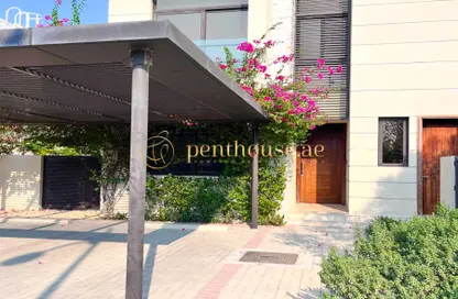 Villa - 3 Bedrooms - 4 Bathrooms for rent in Flora - DAMAC Hills - Dubai