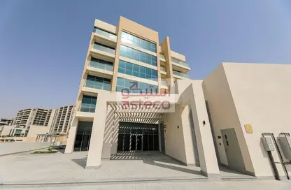 Apartment - 3 Bedrooms - 3 Bathrooms for rent in P-2612 - Al Raha Beach - Abu Dhabi