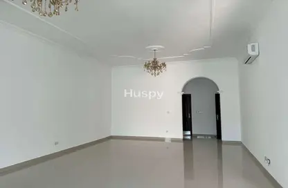 Villa - 5 Bedrooms - 6 Bathrooms for rent in Al Mushrif - Abu Dhabi