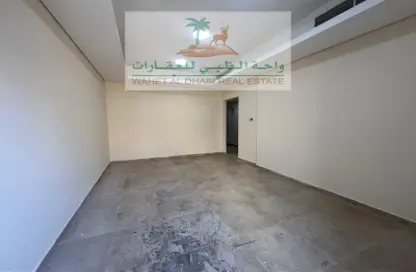 Apartment - 2 Bedrooms - 2 Bathrooms for rent in Abu shagara Building 2 - Budaniq - Al Qasimia - Sharjah