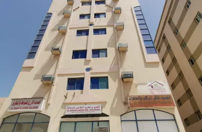 Shop - Studio for rent in Al Butina - Sharjah