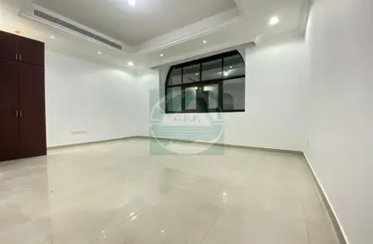 Apartment - 1 Bathroom for rent in Shakhbout City - Abu Dhabi