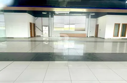 Show Room - Studio for rent in Ras Al Khor Industrial - Ras Al Khor - Dubai