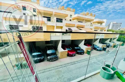 Apartment - 1 Bathroom for rent in Park Vista - Jumeirah Village Circle - Dubai