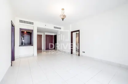 Apartment - 2 Bedrooms - 3 Bathrooms for rent in Yansoon 5 - Yansoon - Old Town - Dubai