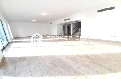 Apartment - 3 Bedrooms - 4 Bathrooms for rent in Al Shaheen Tower - Al Khalidiya - Abu Dhabi