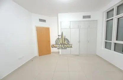 Apartment - 2 Bedrooms - 2 Bathrooms for rent in Al Nahda Complex - Al Nahda - Sharjah