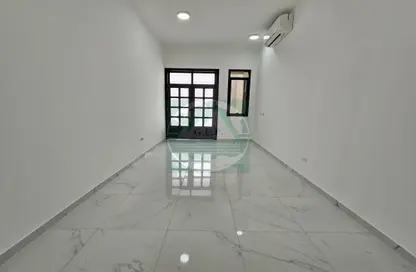 Apartment - 1 Bathroom for rent in Madinat Al Riyad - Abu Dhabi