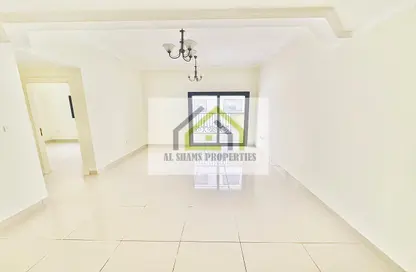 Apartment - 1 Bedroom - 2 Bathrooms for rent in Muwaileh 29 Building - Muwaileh - Sharjah