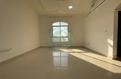 Apartment - 1 Bathroom for rent in Mohamed Bin Zayed Centre - Mohamed Bin Zayed City - Abu Dhabi